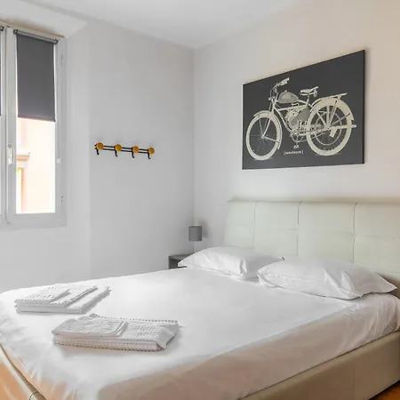 Mirasole House Апартаменты Болонья