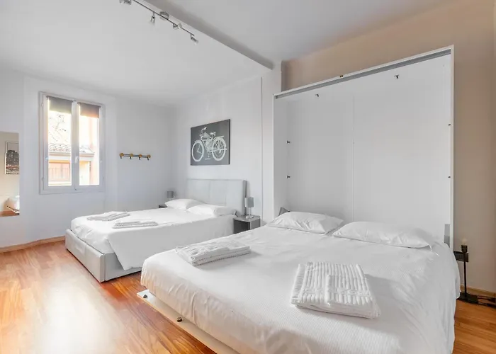 Mirasole House 아파트 *