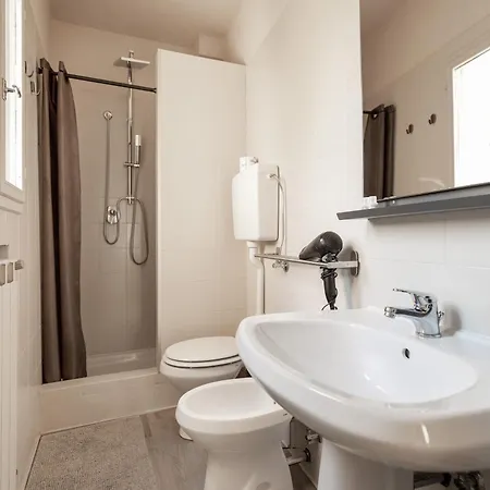 Mirasole House Bolonia